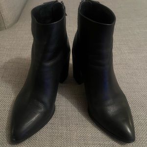 Steve Madden size 7.5